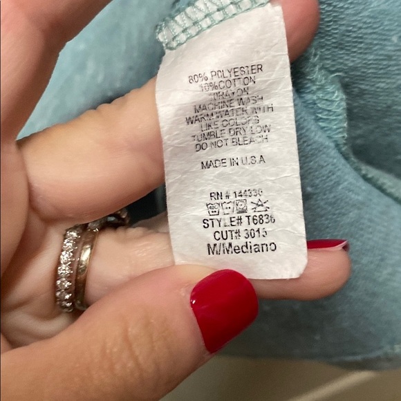 Short sleeve ruffle sleeves. Short top - Picture 3 of 3